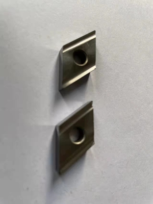 T Type Ceramisch Draaiend van de de Hulpmiddelen Zilveren Kleur van de Tussenvoegselsdraaibank de Slijtagebewijs
