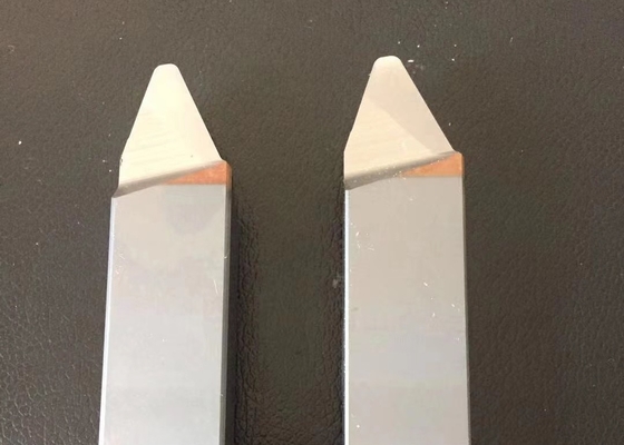 Met een laag bedekte van het Malensnijders van het Ruwe bewerkingscarbide Gele de Kleuren Hoge Buigende Sterkte