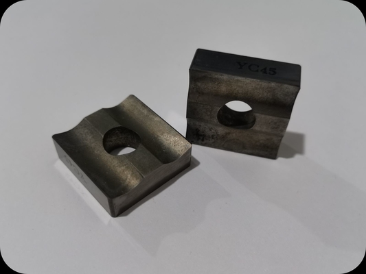 YC45 de carbidemijnbouw neemt Zilveren Kleurencnc Scherp Blad voor Uit gegoten staal op