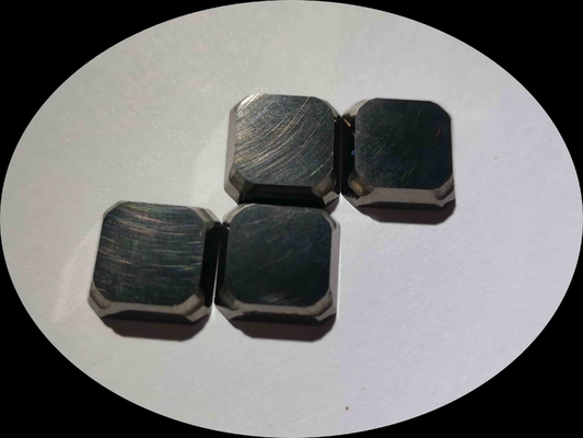 CNC het Cermet van het draaibankhulpmiddel het Draaien Tussenvoegsels YDS15 Zilveren Grey Customized