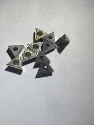 Tcmt090204-HF het gele CNC Carbide neemt Hulpmiddeldriehoek K05 op - K15